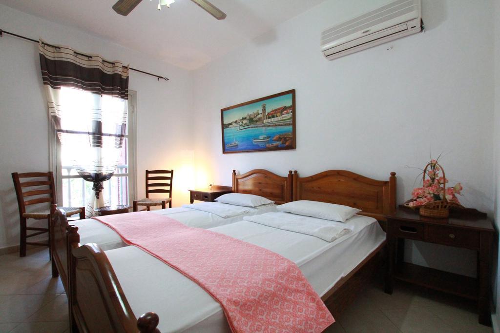 Traditional Apartments Alexandra ماغيستي الغرفة الصورة
