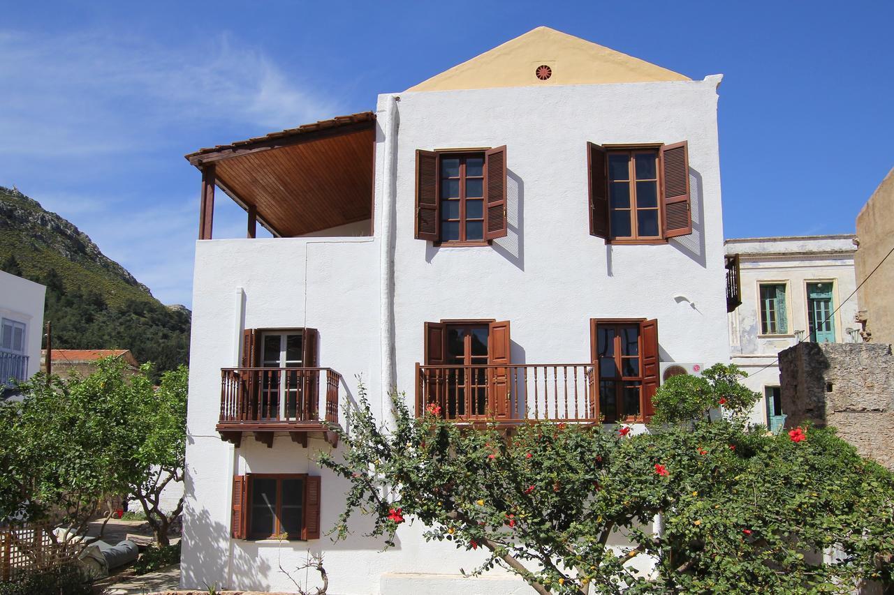 Traditional Apartments Alexandra ماغيستي المظهر الخارجي الصورة